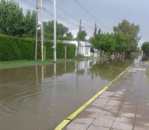 Lluvia e inundaciones: Desde el Frente Progresista aseguraron que “las autoridades municipales piensan con los pies”